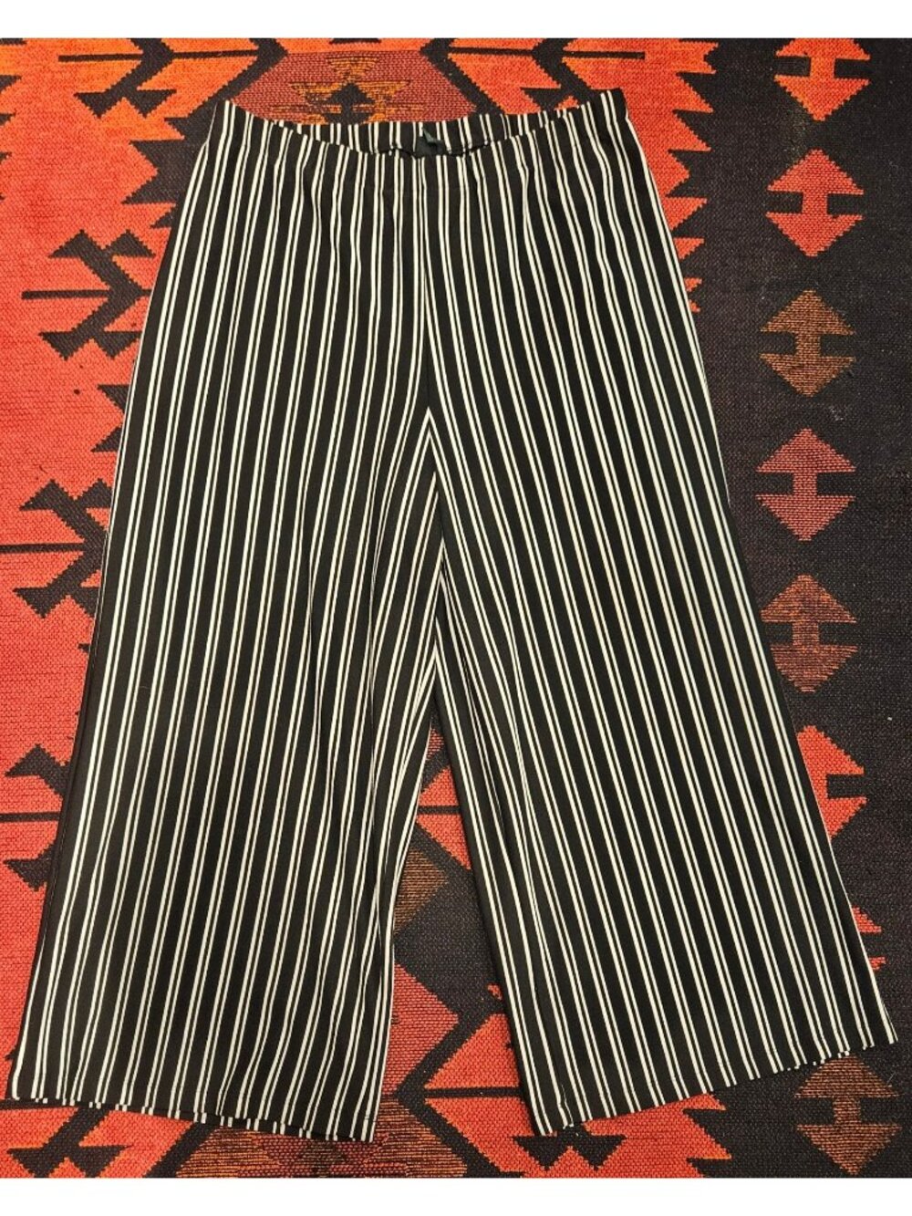 Black & White Striped Wide-Leg Cropped Pants By Wild Fable Size L